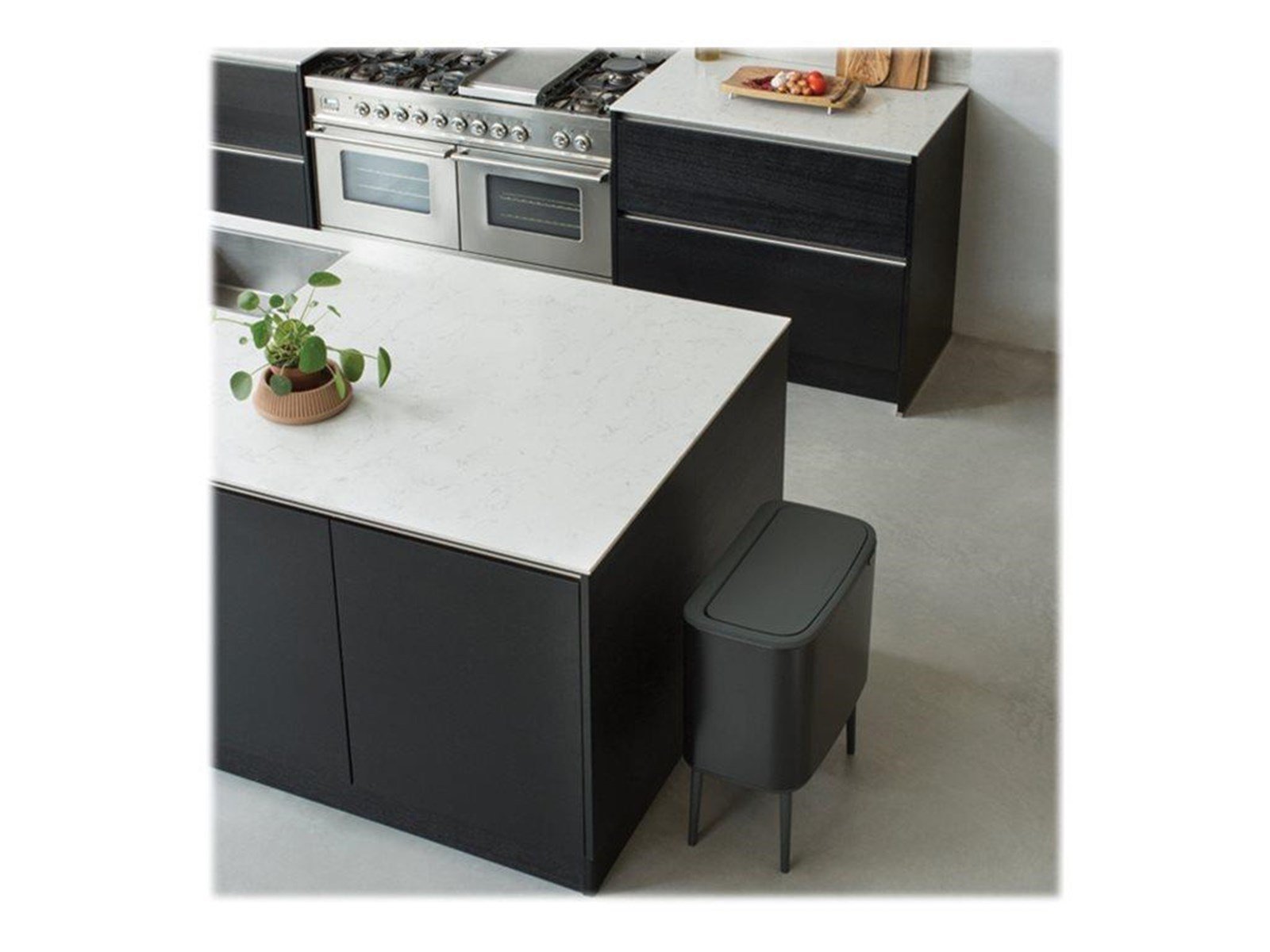 brabantia Bo Touch Bin - rubbish bin - 33 L - matte black brabantia Bo Touch Bin - rubbish bin - 33 L - matte black